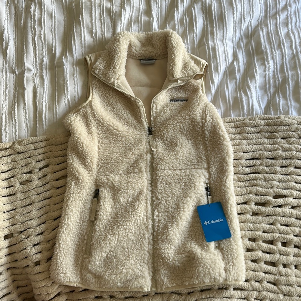 Columbia Fuzzy Vest